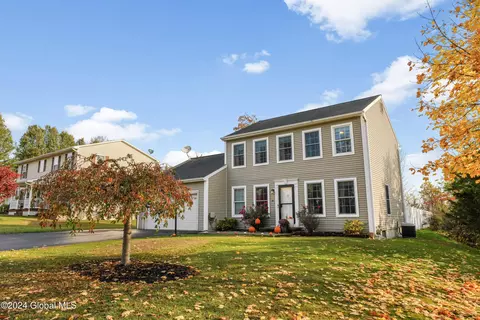 36 Ridge Rd, Ravena, NY 12143