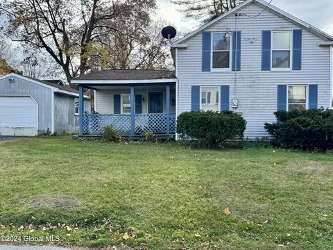 46 Hoosick St, Hoosick Falls, NY 12090