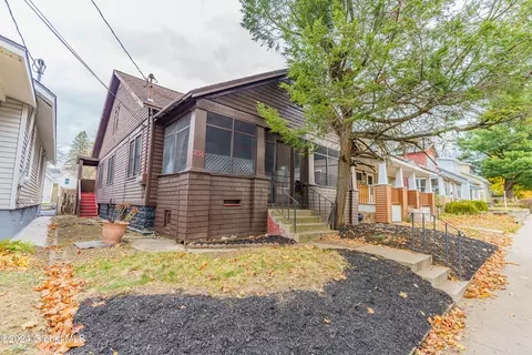 231 Robinson St, Schenectady, NY 12304 photo 3
