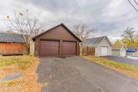 231 Robinson St, Schenectady, NY 12304 photo 39