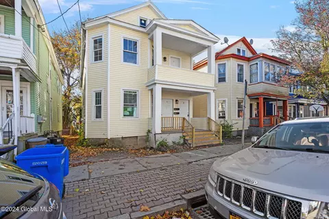20 Benson St, Albany, NY 12206