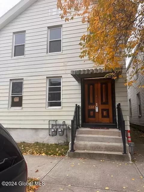 508 5th Ave, Troy, NY 12182