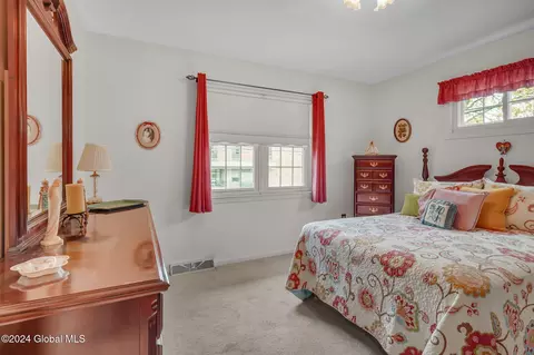 Bedroom - 23 Rosa Rd, Schenectady, NY 12308 photo 1 of 6