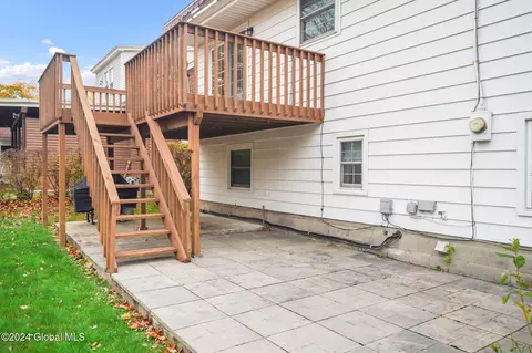 Exterior - 23 Rosa Rd, Schenectady, NY 12308 photo 4 of 5