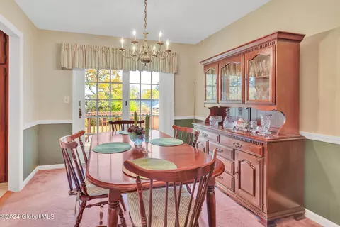 Dining - 23 Rosa Rd, Schenectady, NY 12308 photo 4 of 4