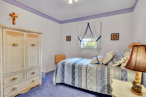 Bedroom - 23 Rosa Rd, Schenectady, NY 12308 photo 5 of 6