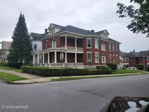 290 Guy Park Ave, Amsterdam, NY 12010
