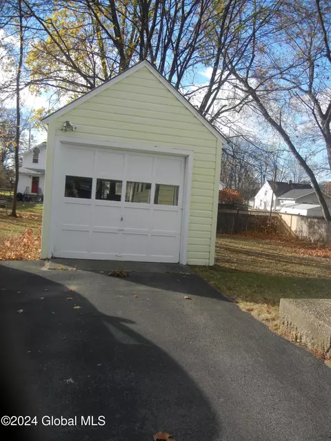 20 Wright St, Hudson Falls, NY 12839 photo 17