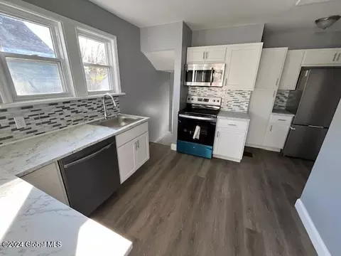 Kitchen - 108 Cuthbert St, Schenectady, NY 12302 photo 4 of 7