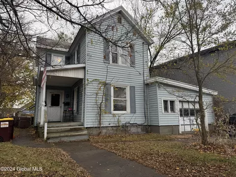 111 Saratoga Ave, South Glens Falls, NY 12803