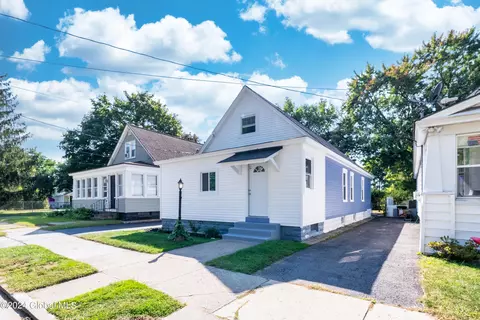 1772 Avenue H, Schenectady, NY 12304