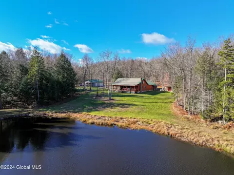 701 Hohler Rd, Gloversville, NY 12078