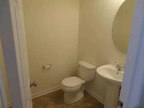 3 Strawberry Fields Dr, Brookview, NY 12033 photo 6