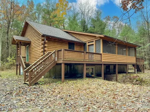 4387 Lake Shore Dr, Diamond Point, NY 12824