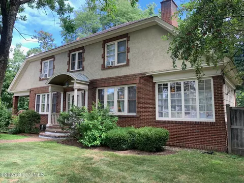 611 Glen St, Glens Falls, NY 12801