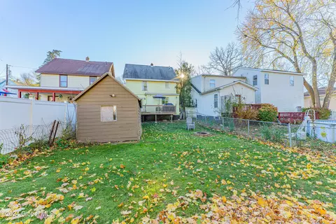 Exterior - 21 Manchester Rd, Schenectady, NY 12304 photo 8 of 8