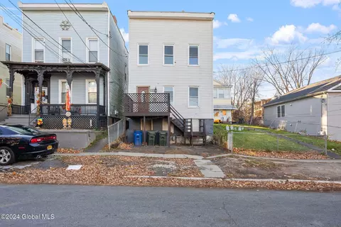11 Broadway, Cohoes, NY 12047