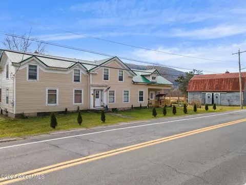 16 Main St, East Worcester, NY 12064 photo 2