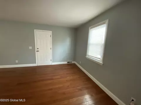 386 Mohawk Dr, Fonda, NY 12068 photo 29