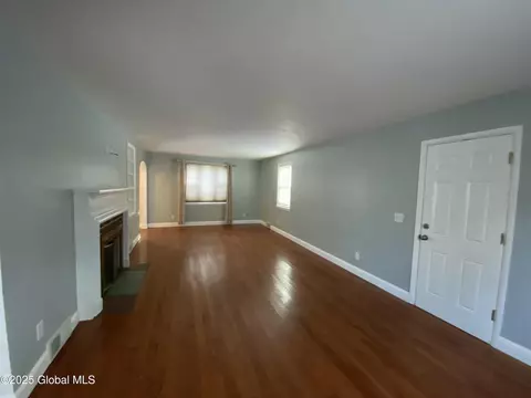 386 Mohawk Dr, Fonda, NY 12068 photo 9