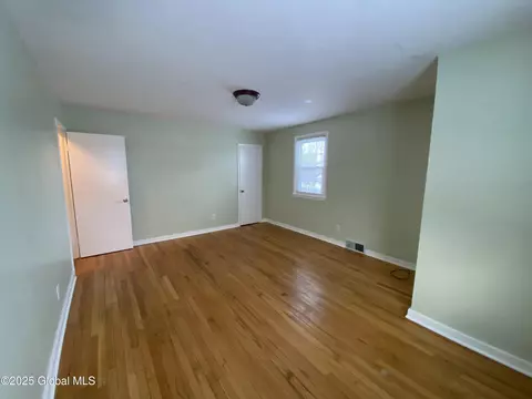 386 Mohawk Dr, Fonda, NY 12068 photo 28
