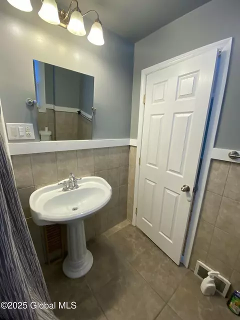 386 Mohawk Dr, Fonda, NY 12068 photo 32