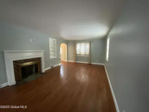 386 Mohawk Dr, Fonda, NY 12068 photo 6