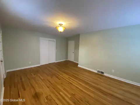 386 Mohawk Dr, Fonda, NY 12068 photo 38