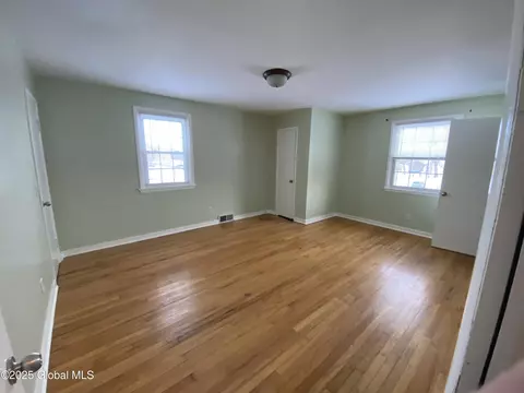 386 Mohawk Dr, Fonda, NY 12068 photo 25