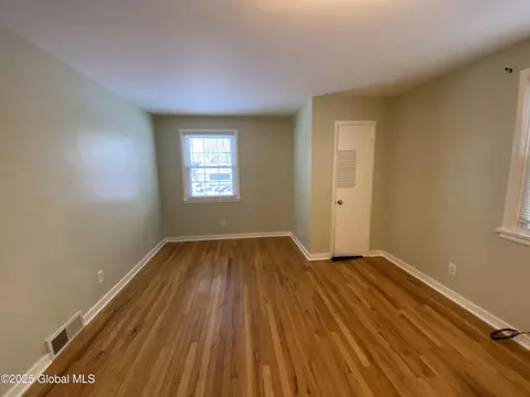 386 Mohawk Dr, Fonda, NY 12068 photo 37