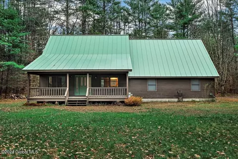 225 Ny-74, Schroon Lake, NY 12870