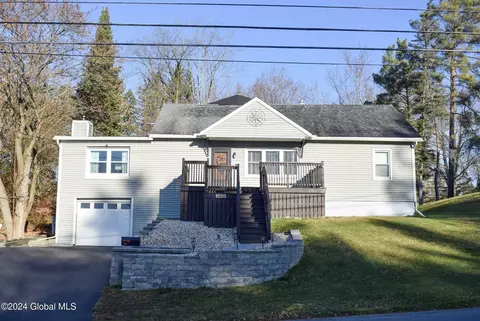 190 Northampton Rd, Amsterdam, NY 12010