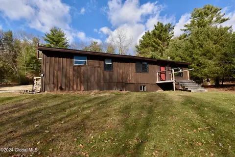 65 Barney Rd, Middle Grove, NY 12850