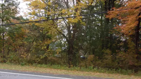L33 Amsterdam Road, Scotia, NY 12302
