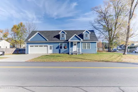 2517 Consaul Rd, Schenectady, NY 12304