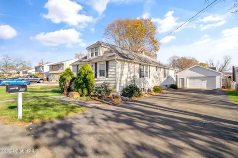 41 Grenada Ter, Watervliet, NY 12189