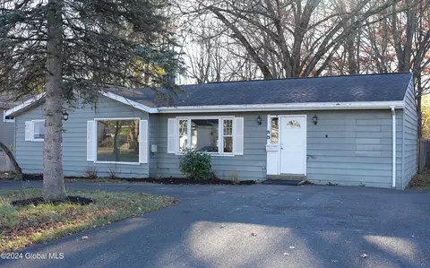 3336 Mcdonald Ave, Schenectady, NY 12304