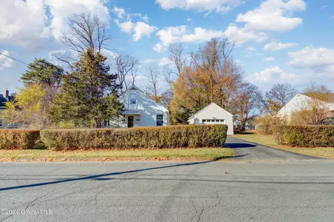2450 3rd Ave, Schenectady, NY 12303 photo 8