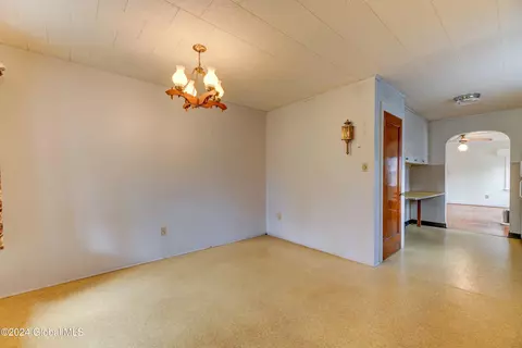 2450 3rd Ave, Schenectady, NY 12303 photo 12