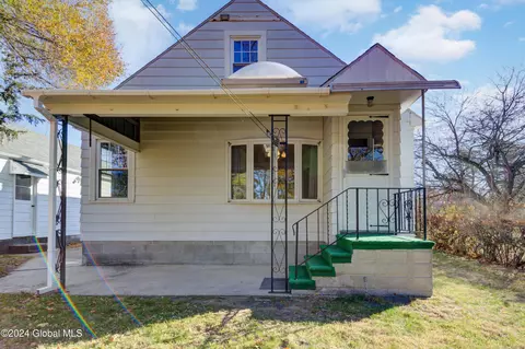 2450 3rd Ave, Schenectady, NY 12303 photo 5