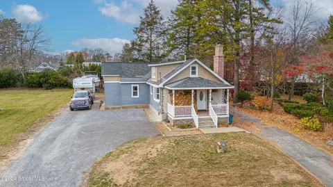 2727 Caroline Ave, Schenectady, NY 12306