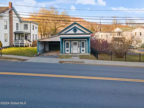 275 Main St, Richmondville, NY 12149