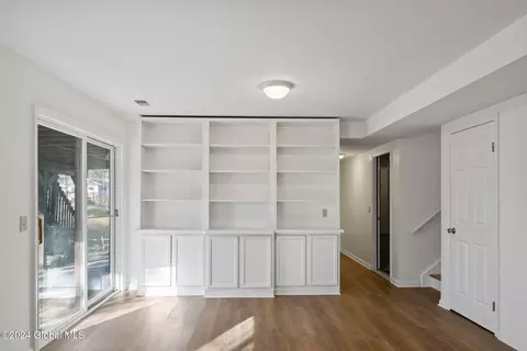 127 Jordan Blvd, Delmar, NY 12054 photo 32