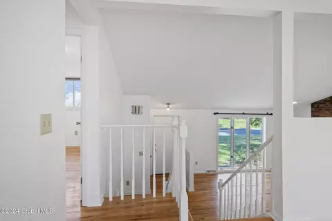 127 Jordan Blvd, Delmar, NY 12054 photo 13