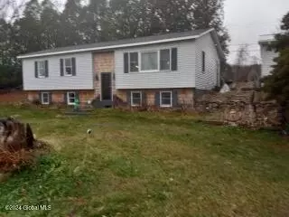 5783 State Route 40, Argyle, NY 12809