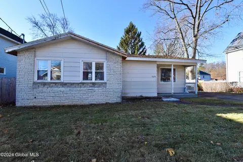 3078 Albany St, Schenectady, NY 12304