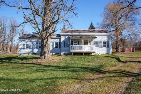 256 County Route 30, Salem, NY 12865