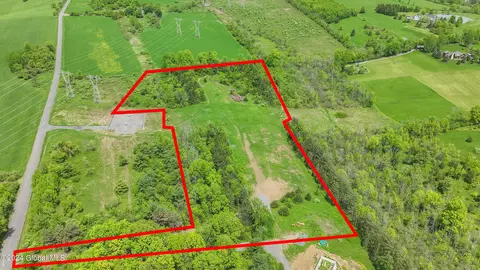 50 Spore Road # l11, Delmar, NY 12054