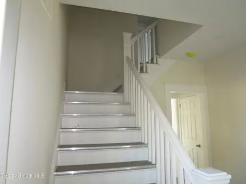 Entry Way - 26 Northern Dr, Troy, NY 12182 photo 3 of 5