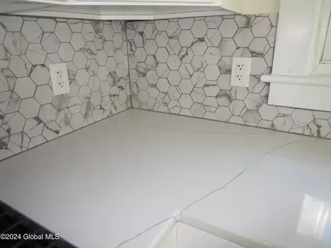 Kitchen - 26 Northern Dr, Troy, NY 12182 photo 7 of 8
